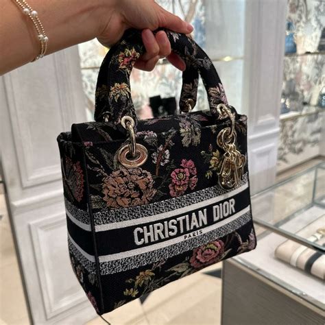 dior discount bags|cheapest thing on dior website.